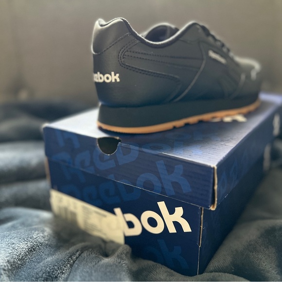 Brand New with Box Reebok Classic Femmes - Picture 2 of 6